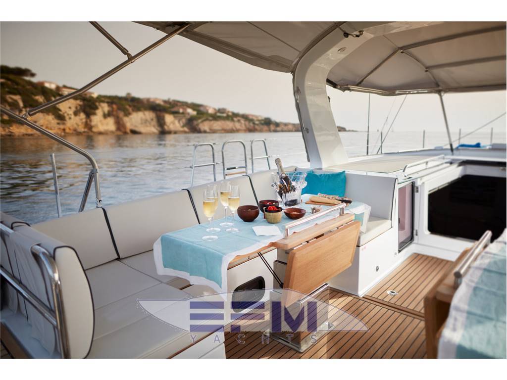 Beneteau Oceanis yacht 62