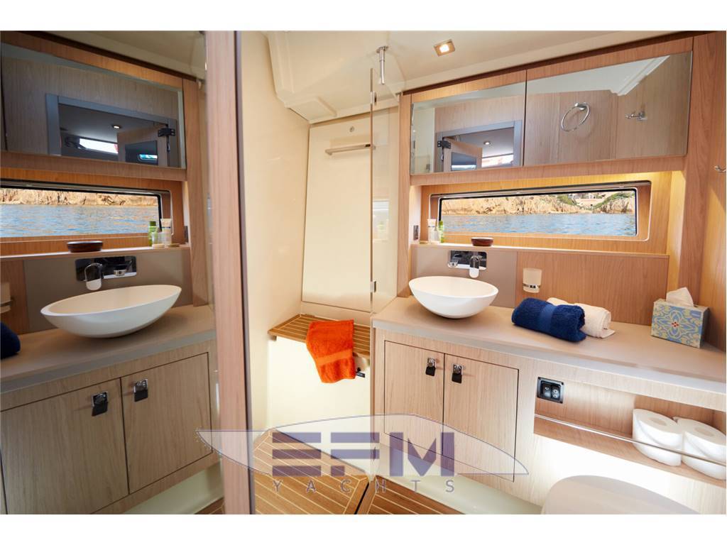 Beneteau Oceanis yacht 62