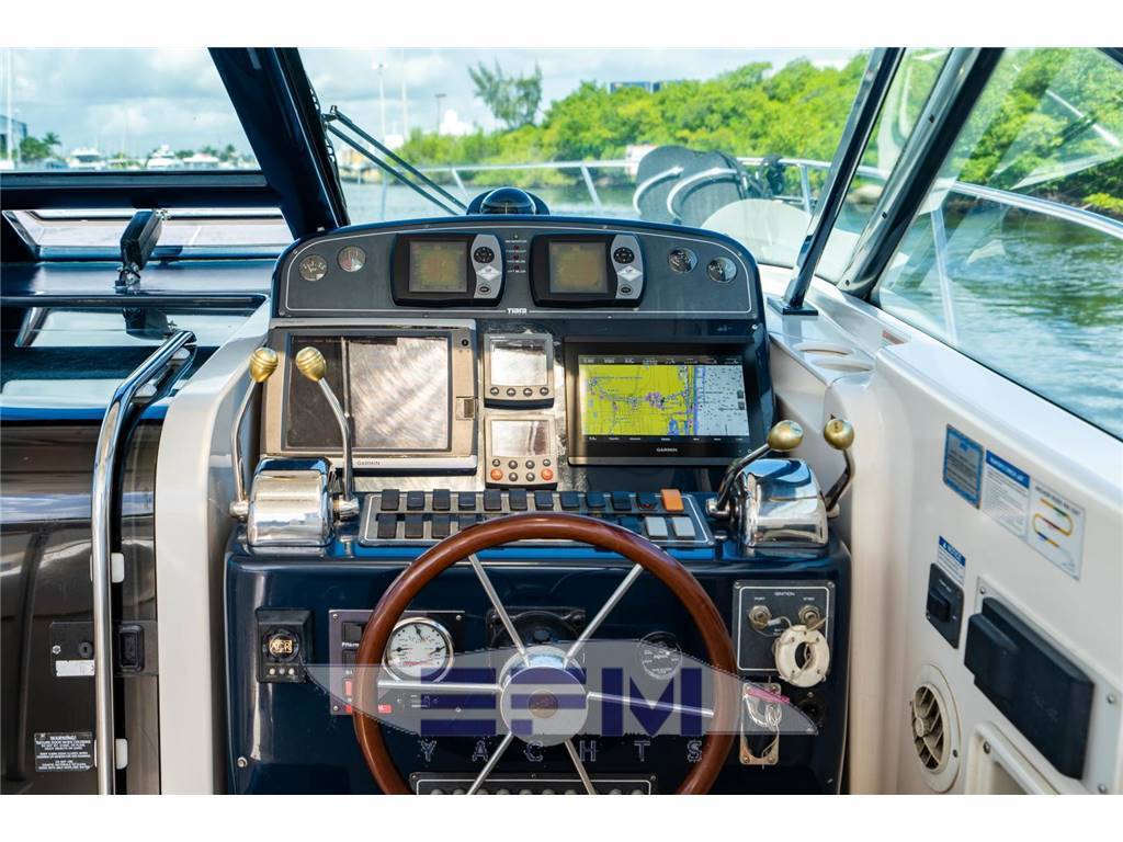 Tiara 3600