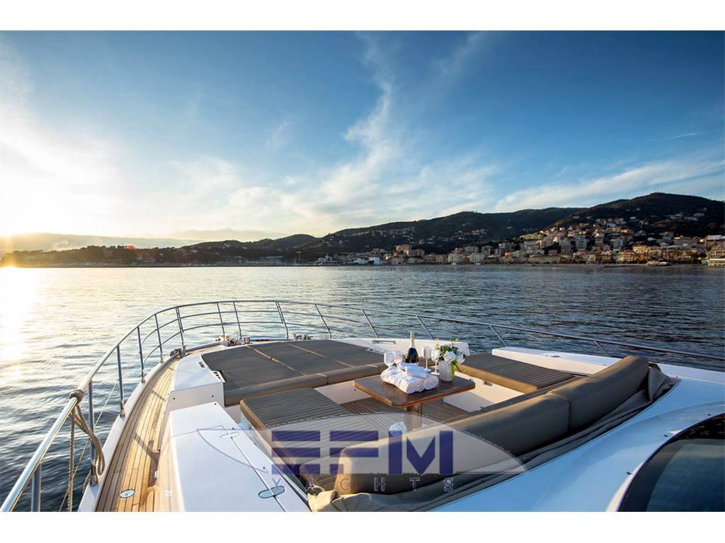 Azimut 77 s