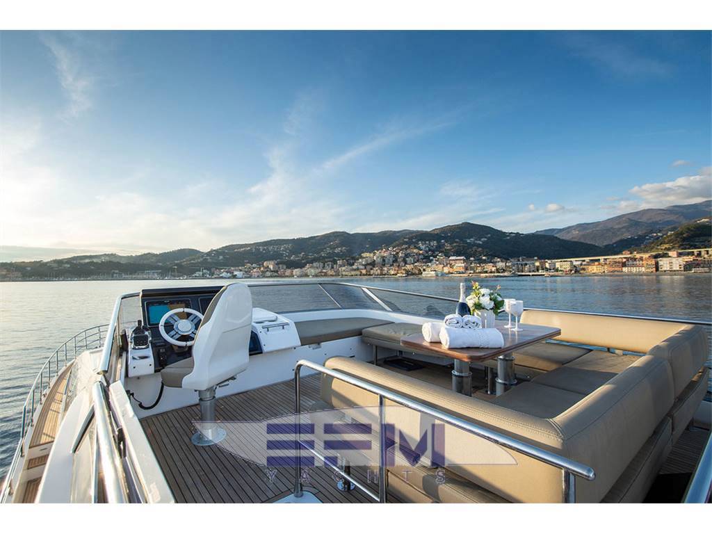 Azimut 77 s