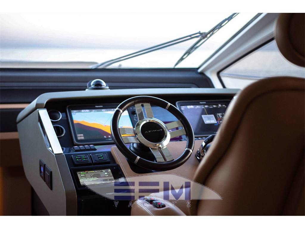 Azimut 77 s