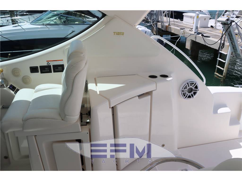 Tiara 3900
