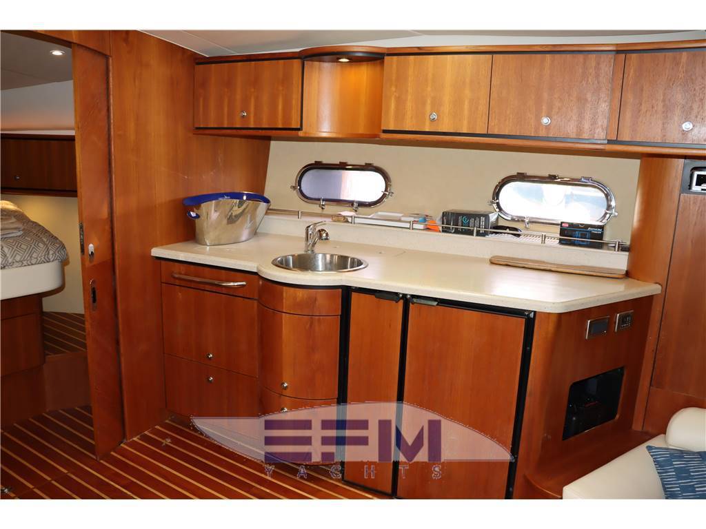 Tiara 3900