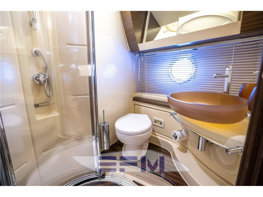 Azimut 54 fly