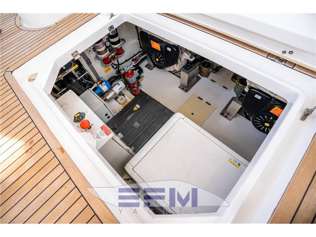 Azimut 54 fly