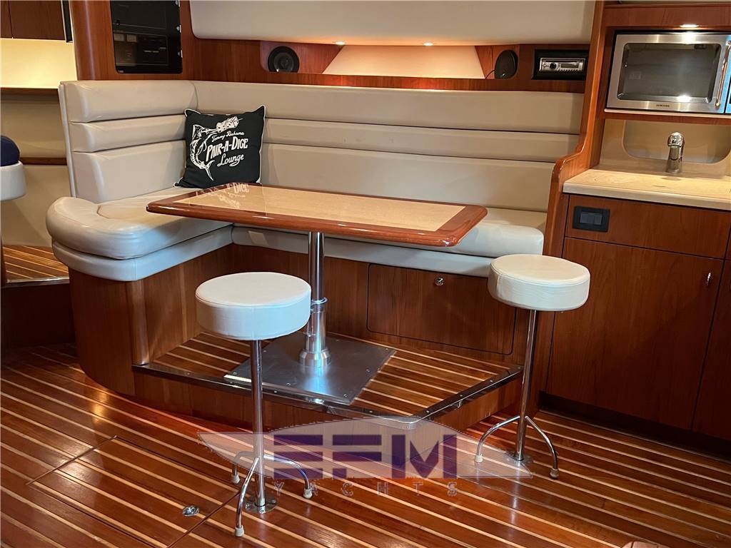 Tiara 3800 open