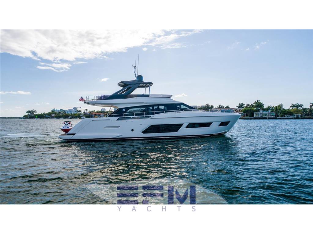 Ferretti yachts 670