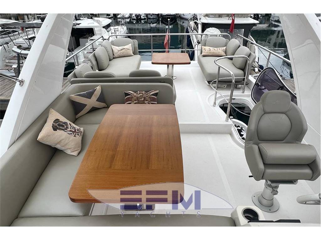Azimut benetti 50 fly