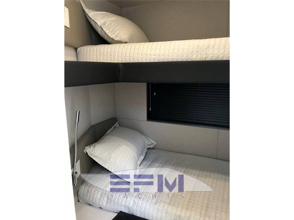 Azimut benetti 50 fly