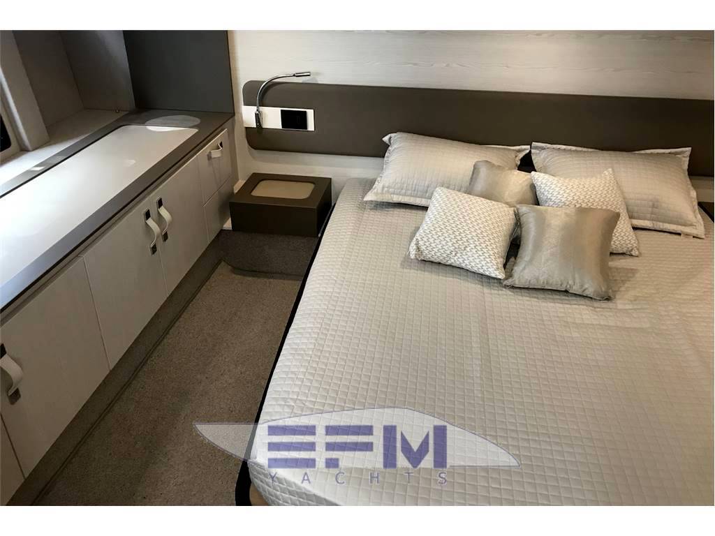 Azimut benetti 50 fly