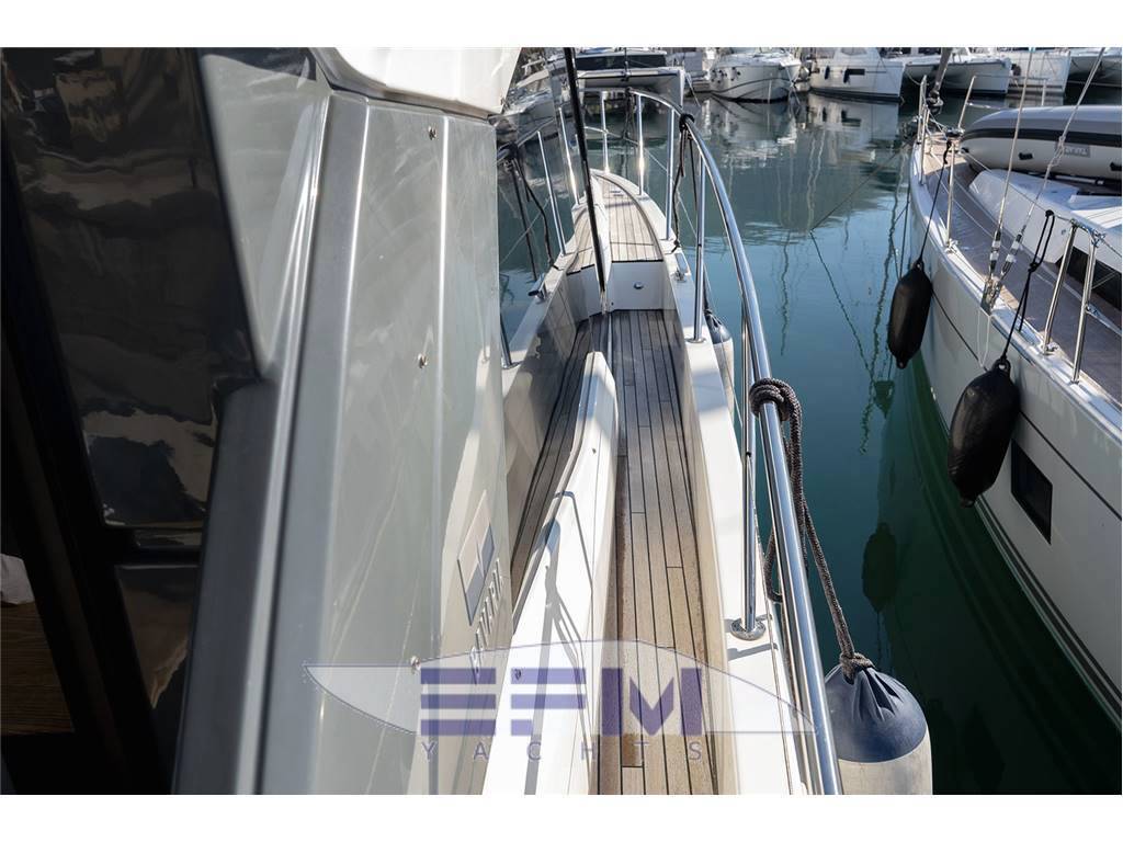 Bavaria R40 fly