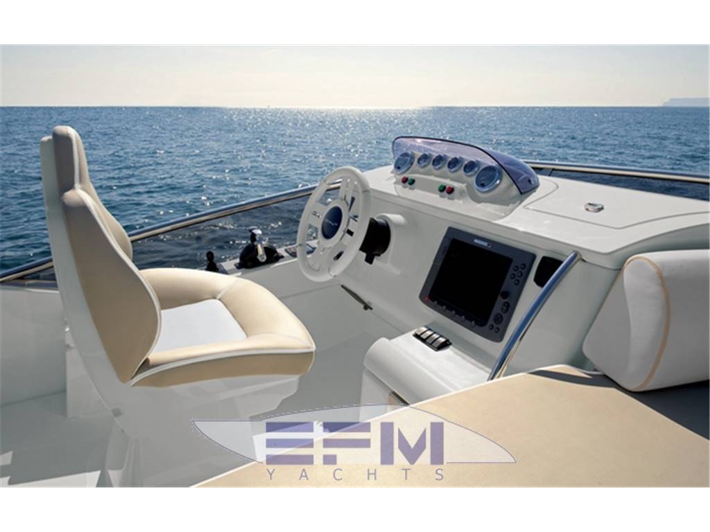 Azimut 48 fly