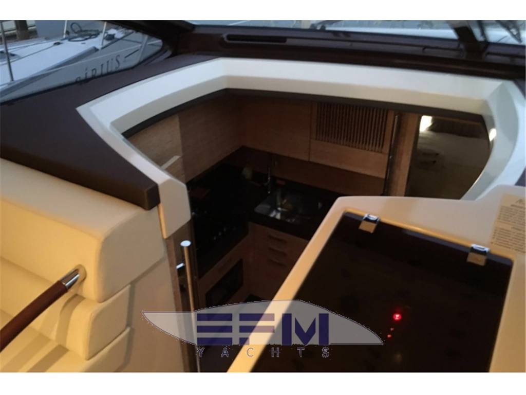 Azimut 48 fly