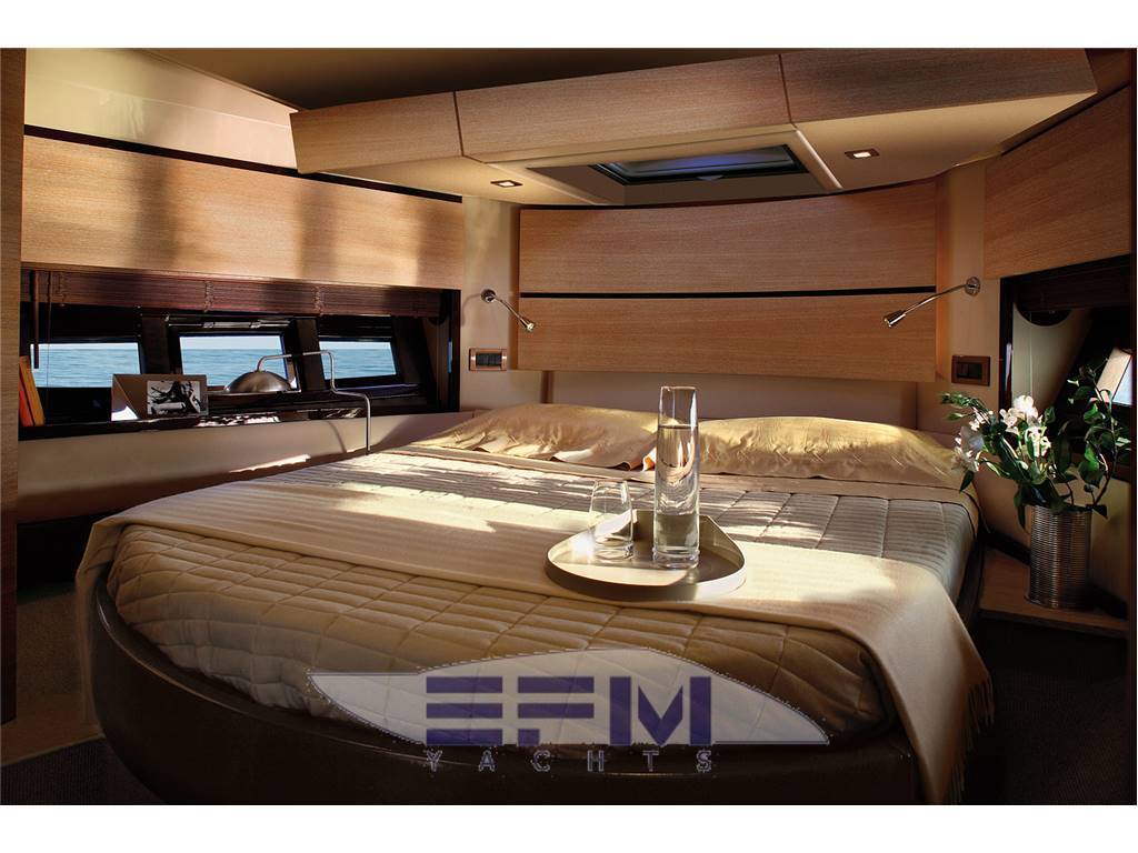 Azimut 48 fly