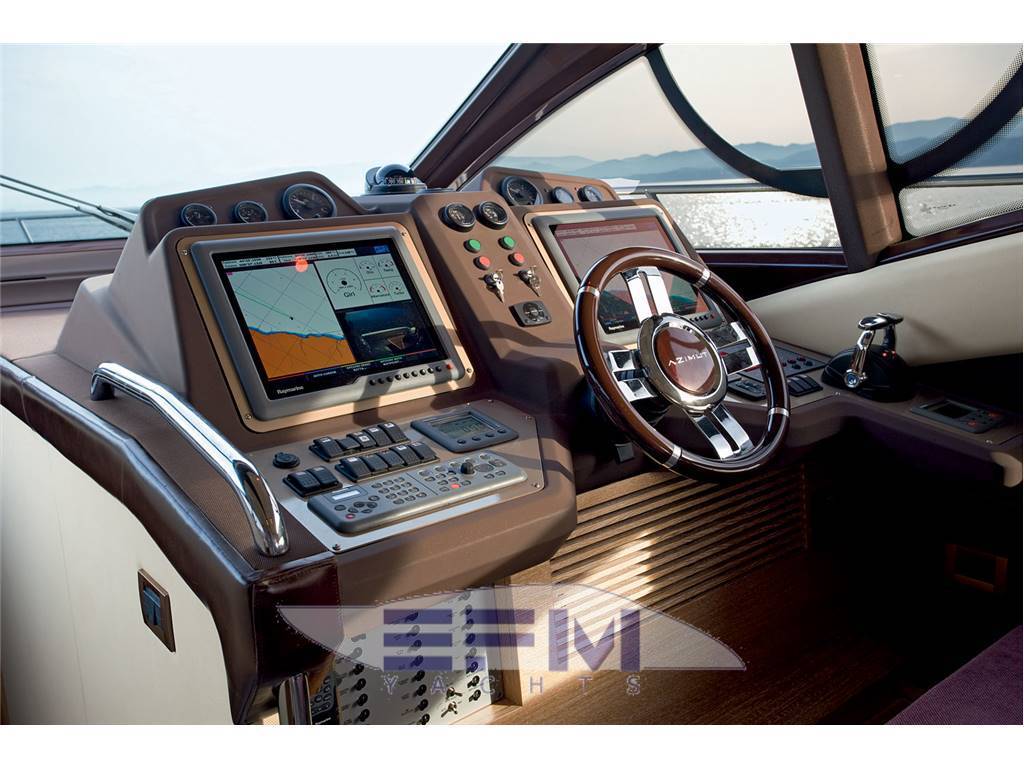 Azimut 48 fly