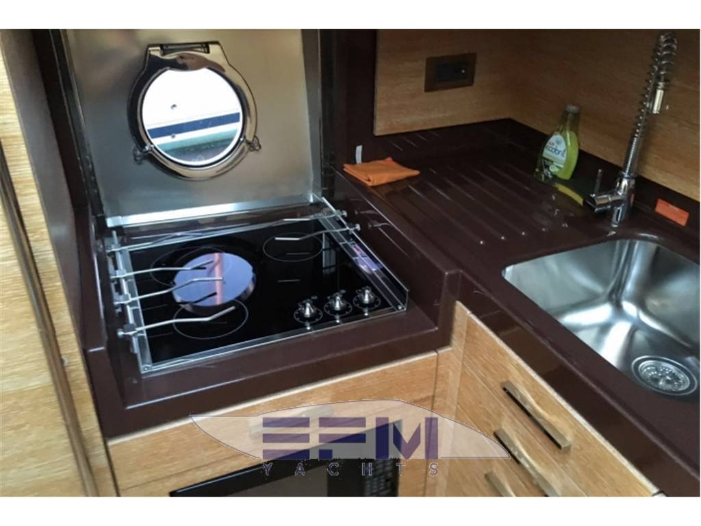 Azimut 48 fly