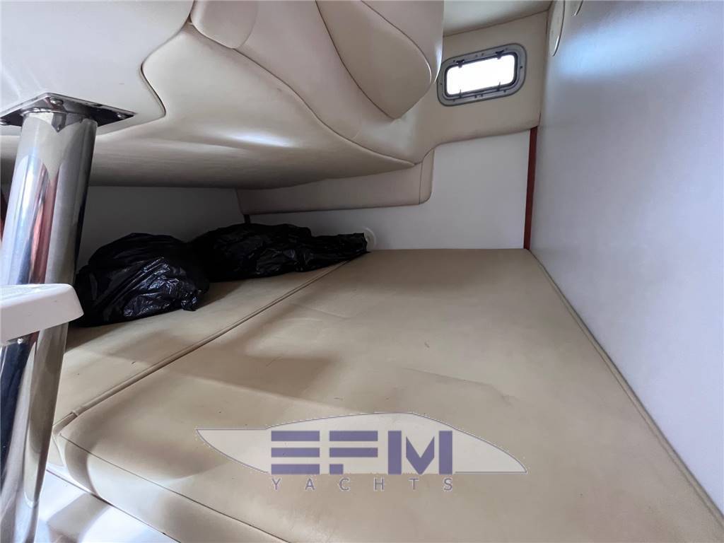 Boston whaler 305 conquest
