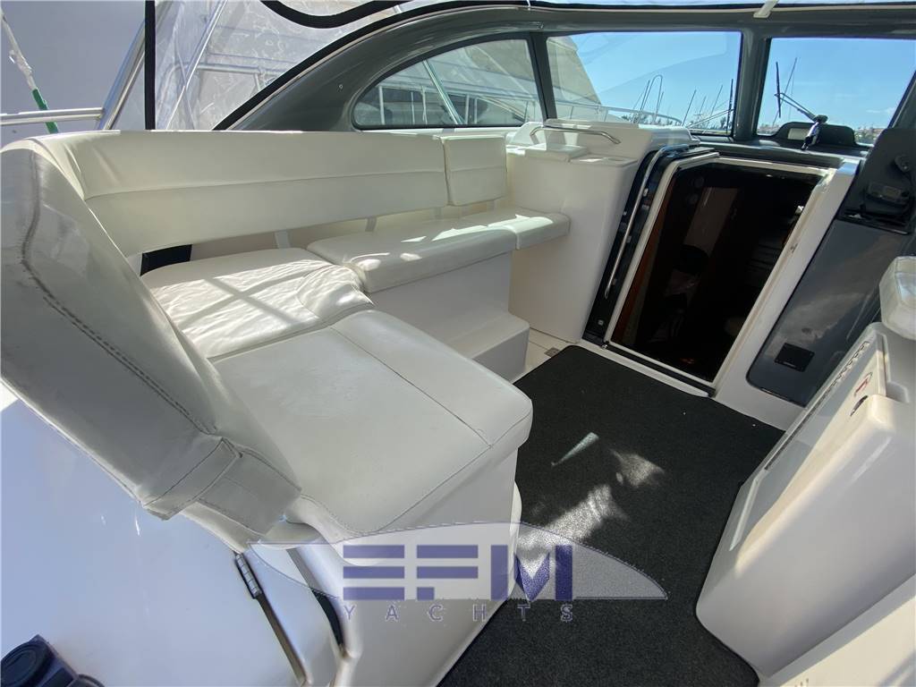 Pursuit 3800 express