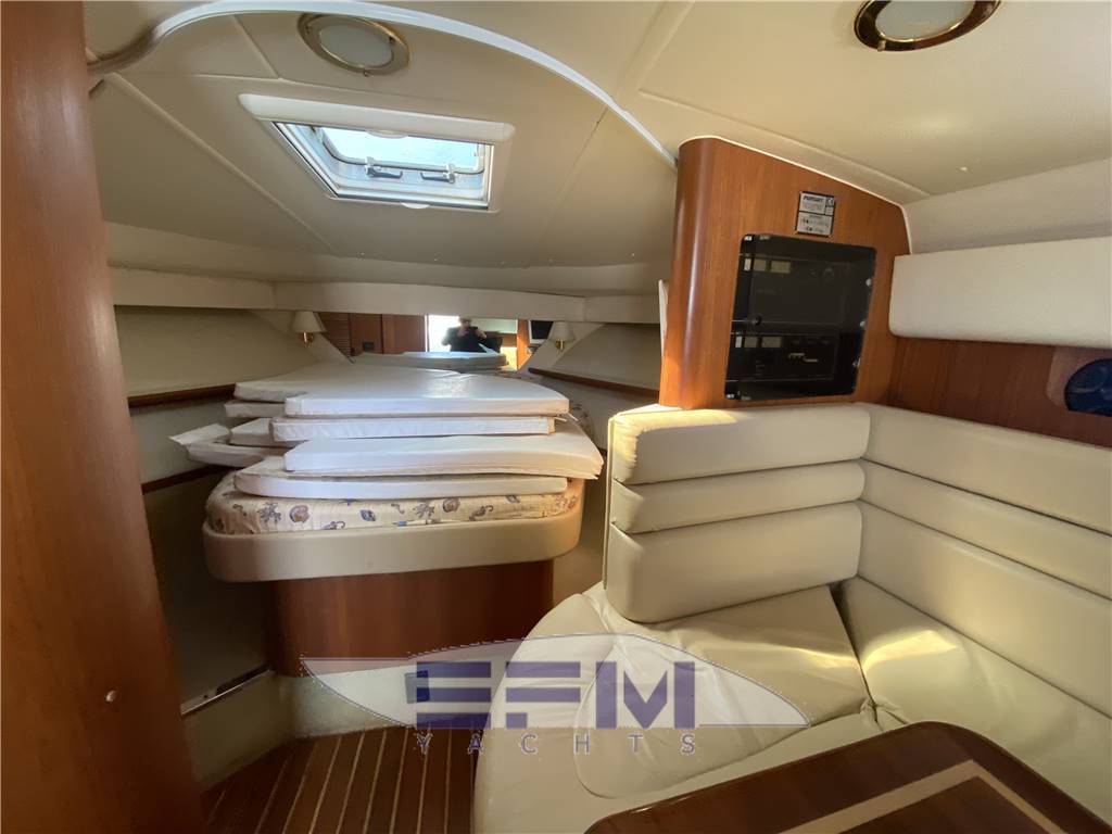 Pursuit 3800 express