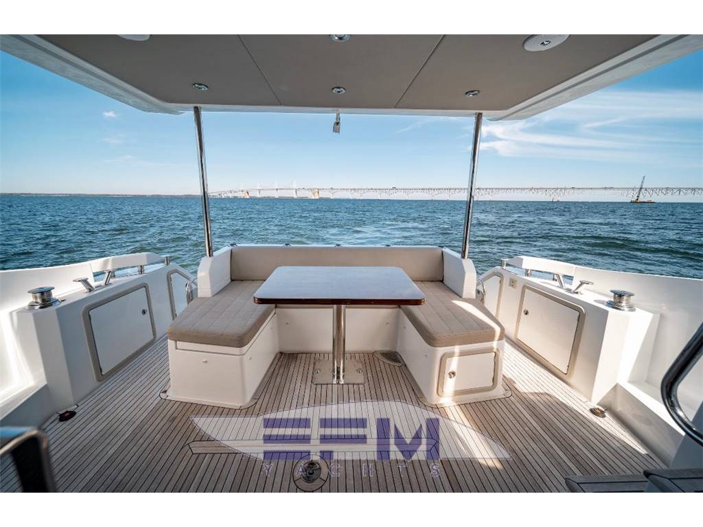 Azimut 50 fly