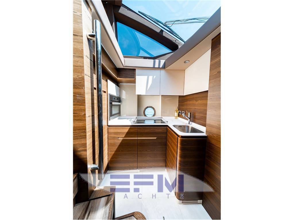 Azimut 50 fly