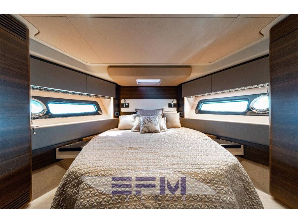 Azimut 50 fly