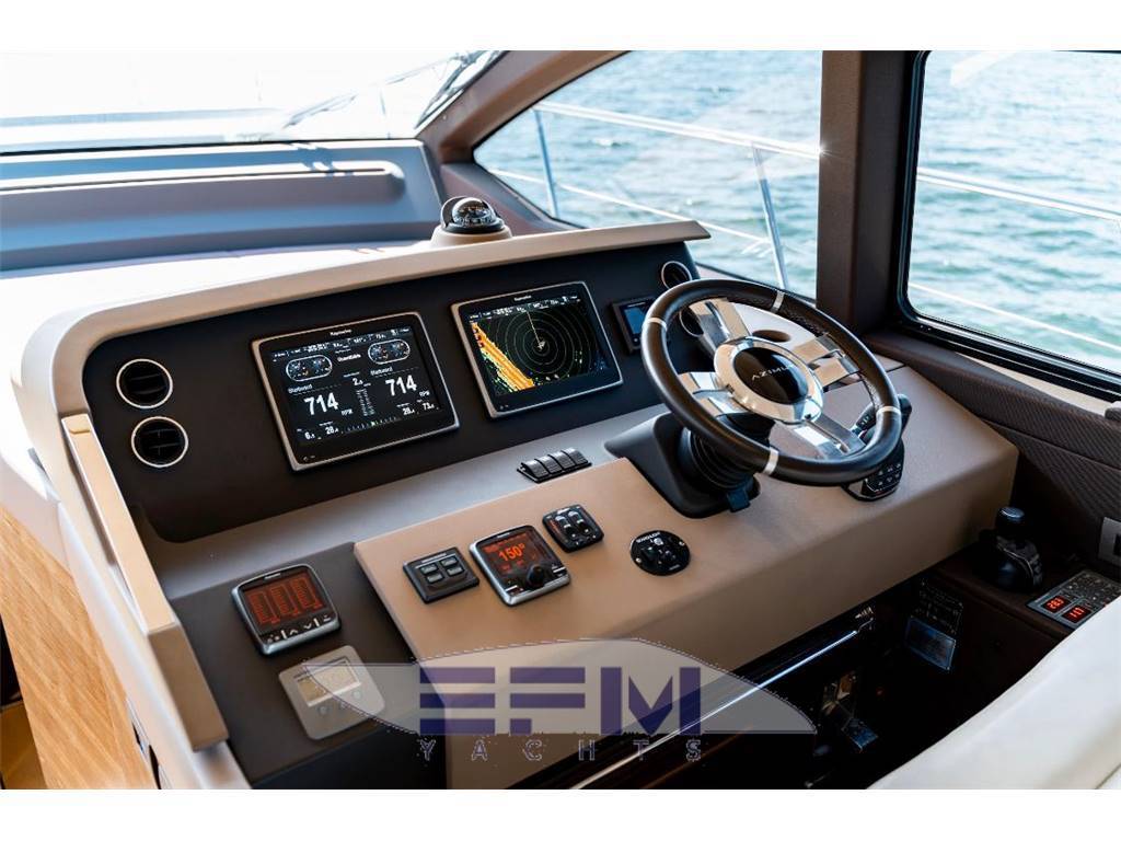 Azimut 50 fly