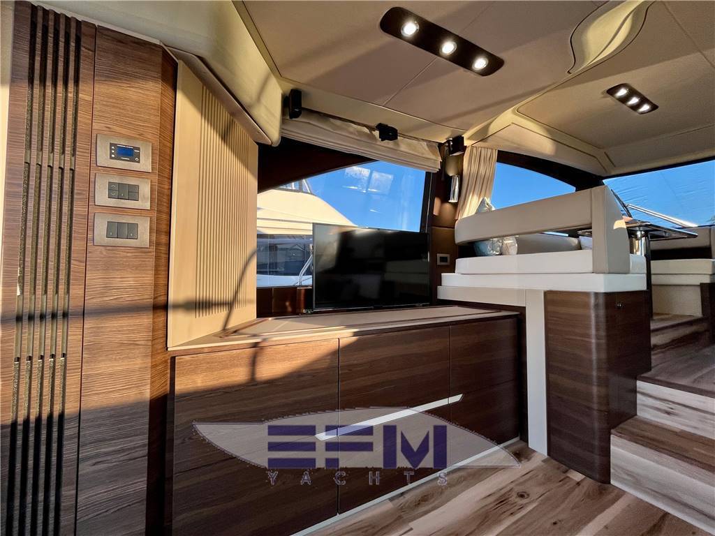 Azimut 50 fly