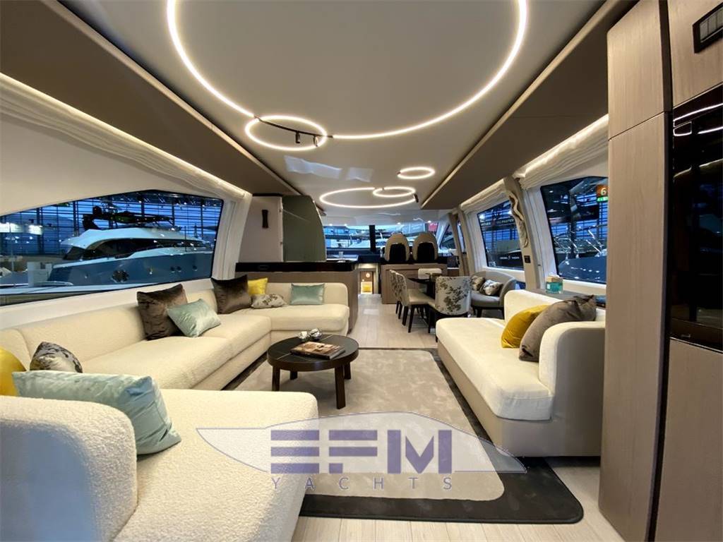 Azimut 72