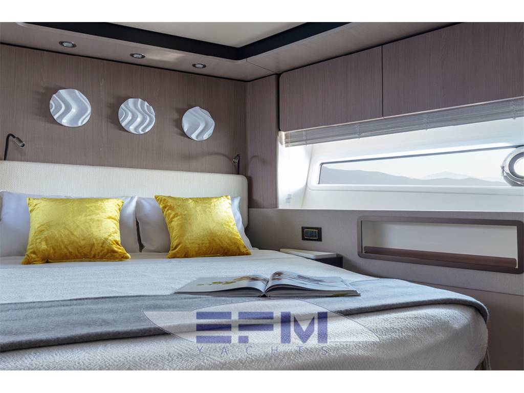 Azimut 72