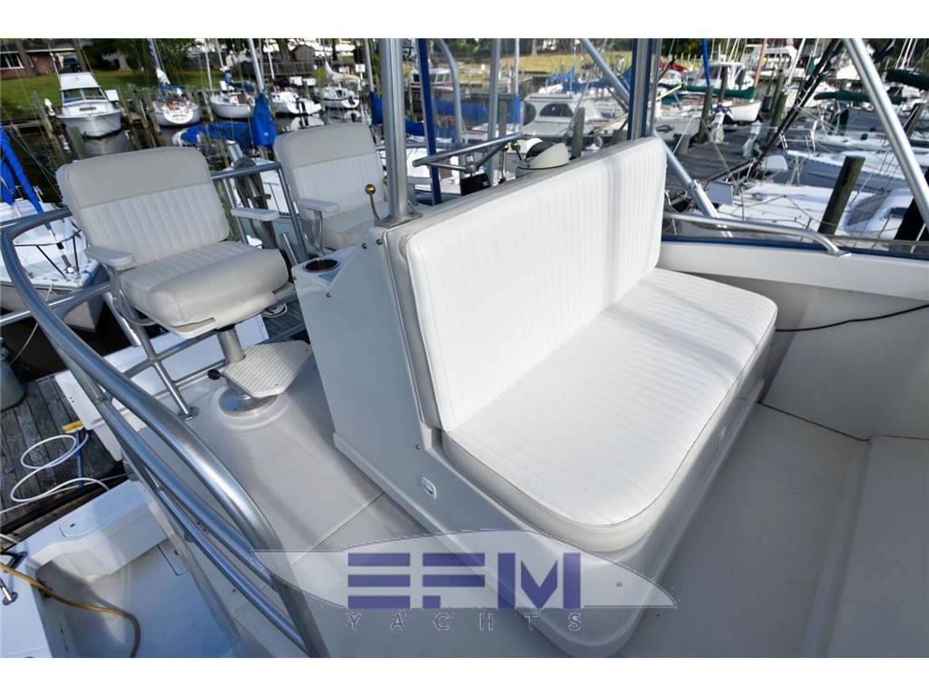 Luhrs 34 convertible