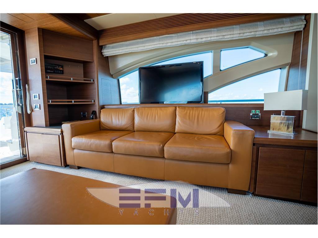 Azimut 78 fly