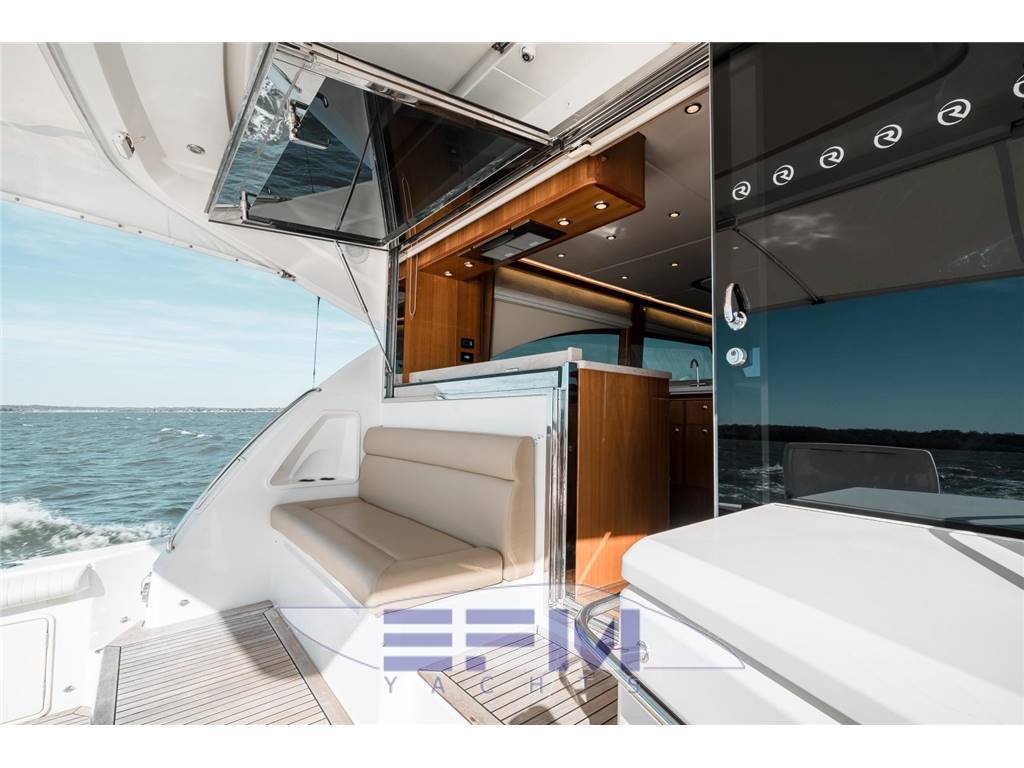 Riviera 53