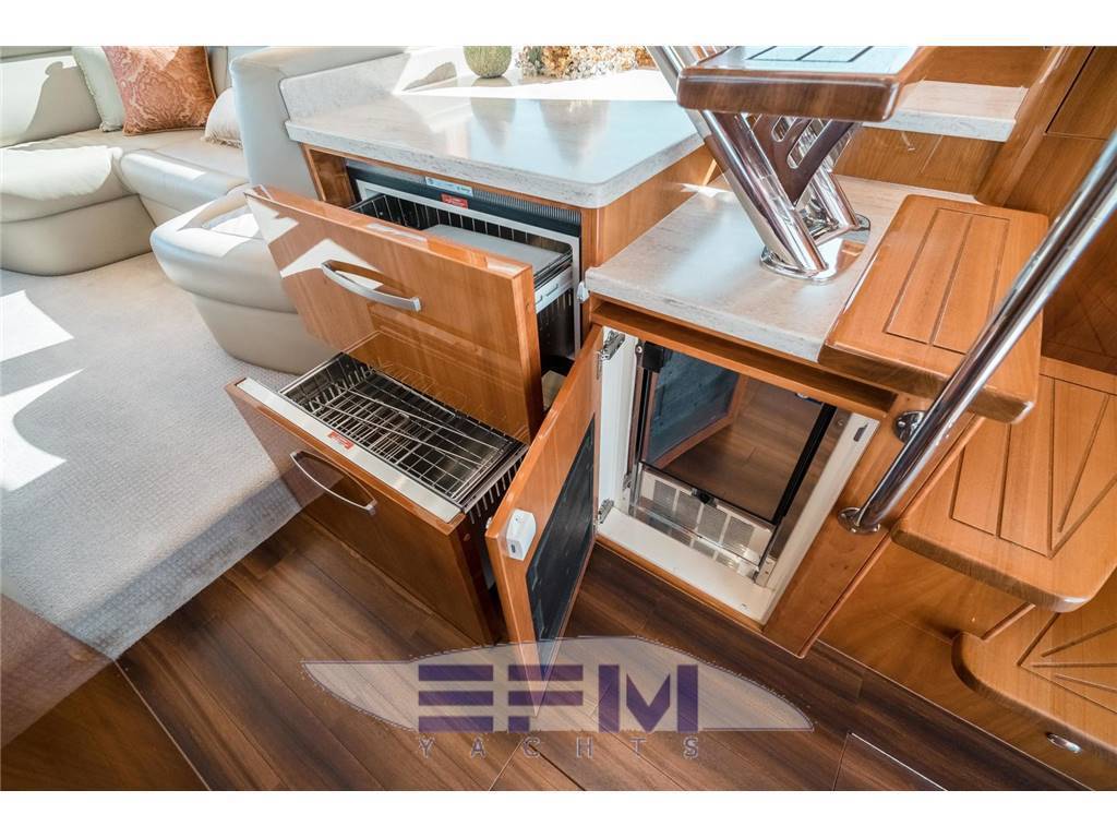 Riviera 53