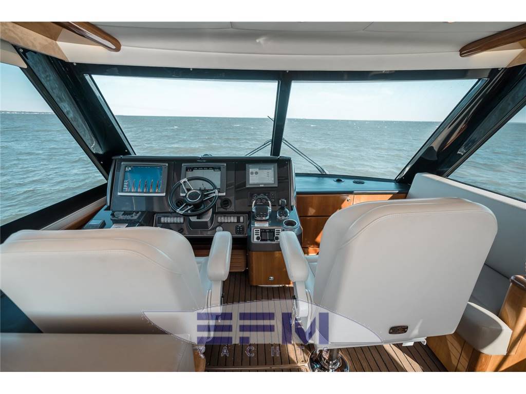Riviera 53