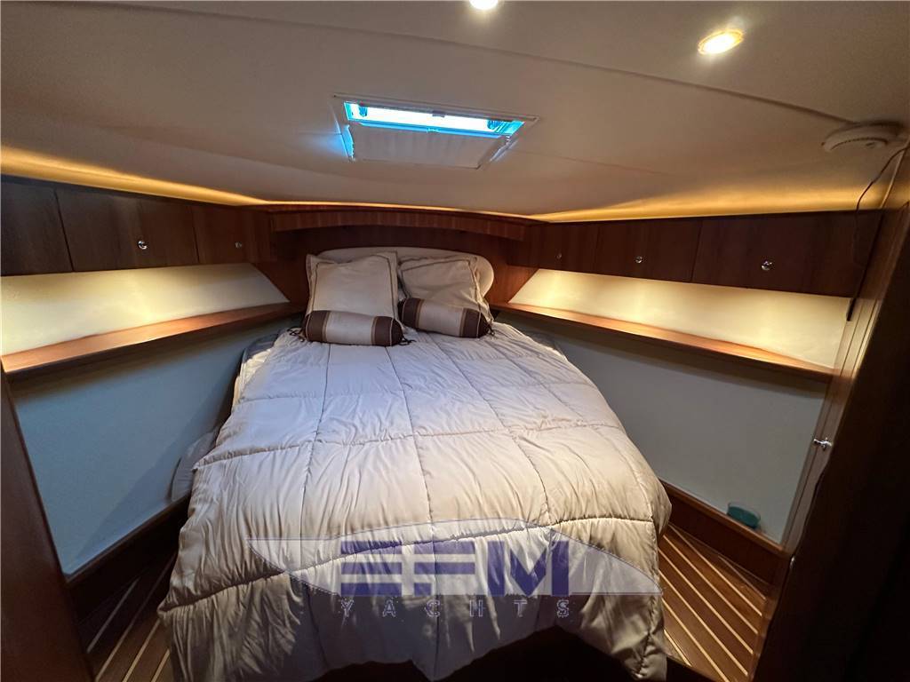 Tiara 3900 convertible