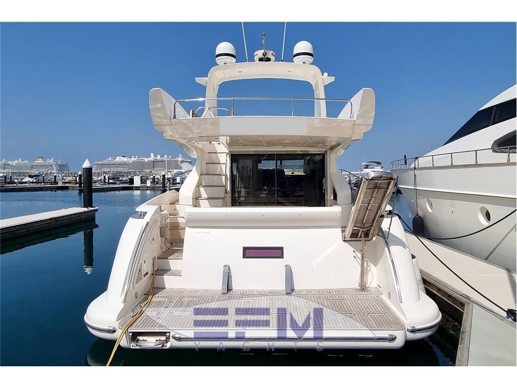 Azimut benetti 58 fly