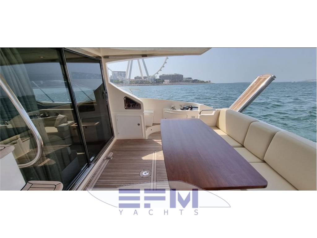 Azimut benetti 58 fly