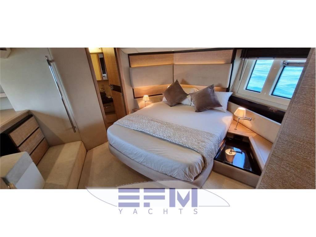 Azimut benetti 58 fly