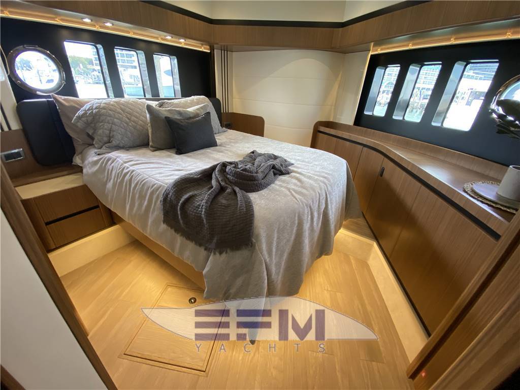 Absolute 52 navetta