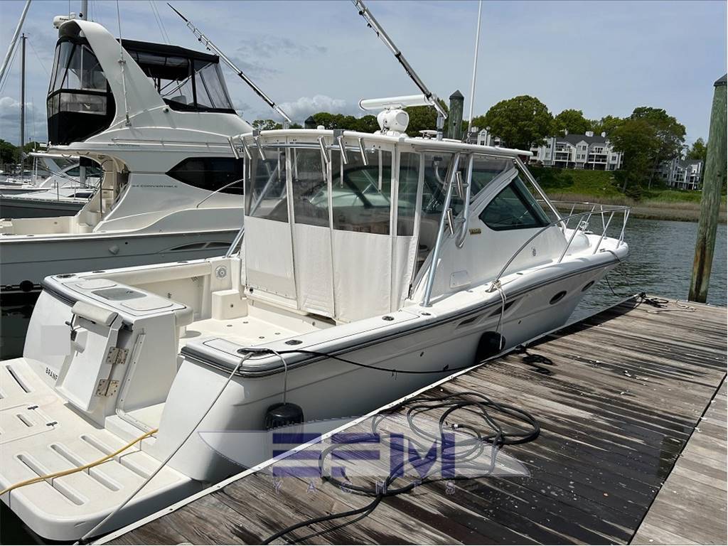 Tiara 3200
