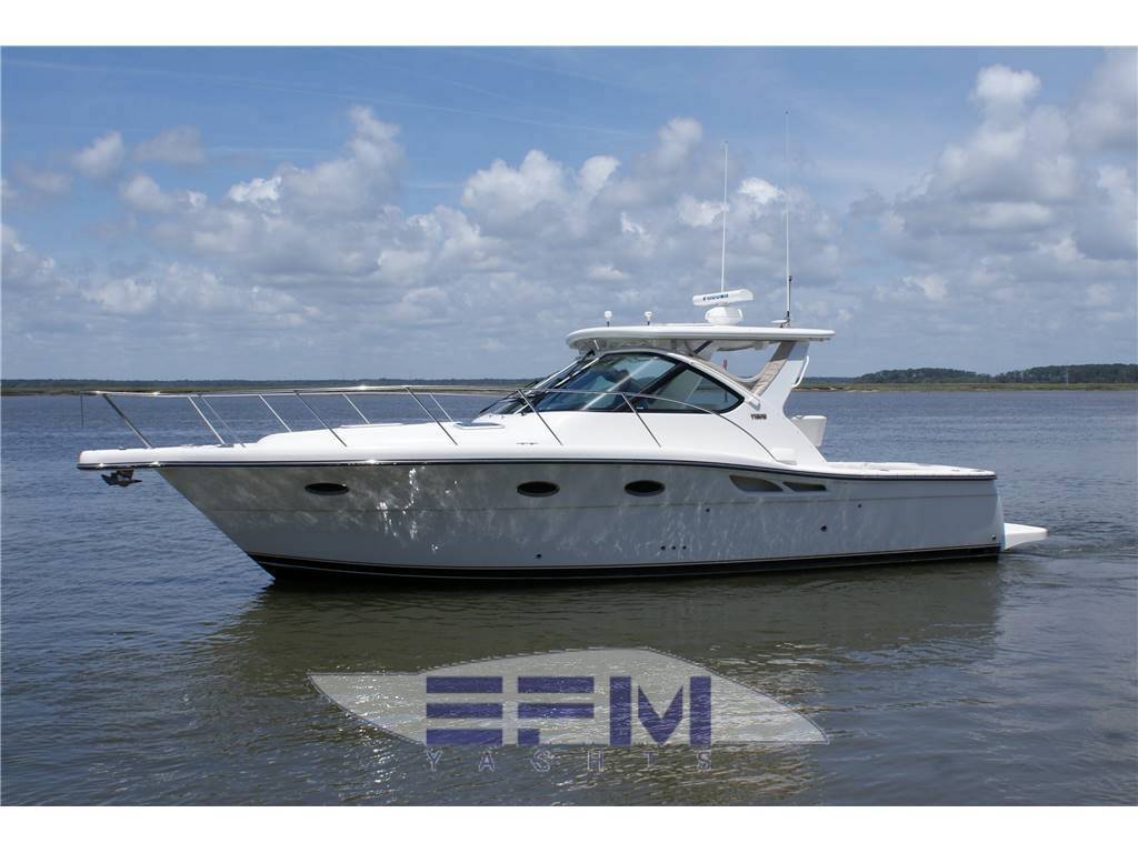 Tiara 3200