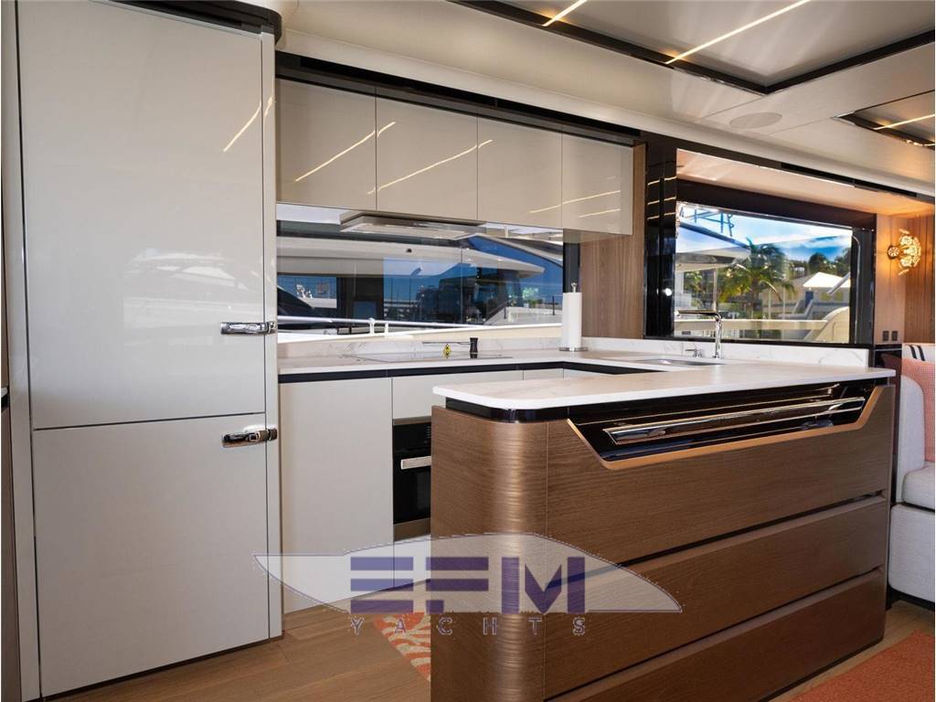 Absolute 68 navetta
