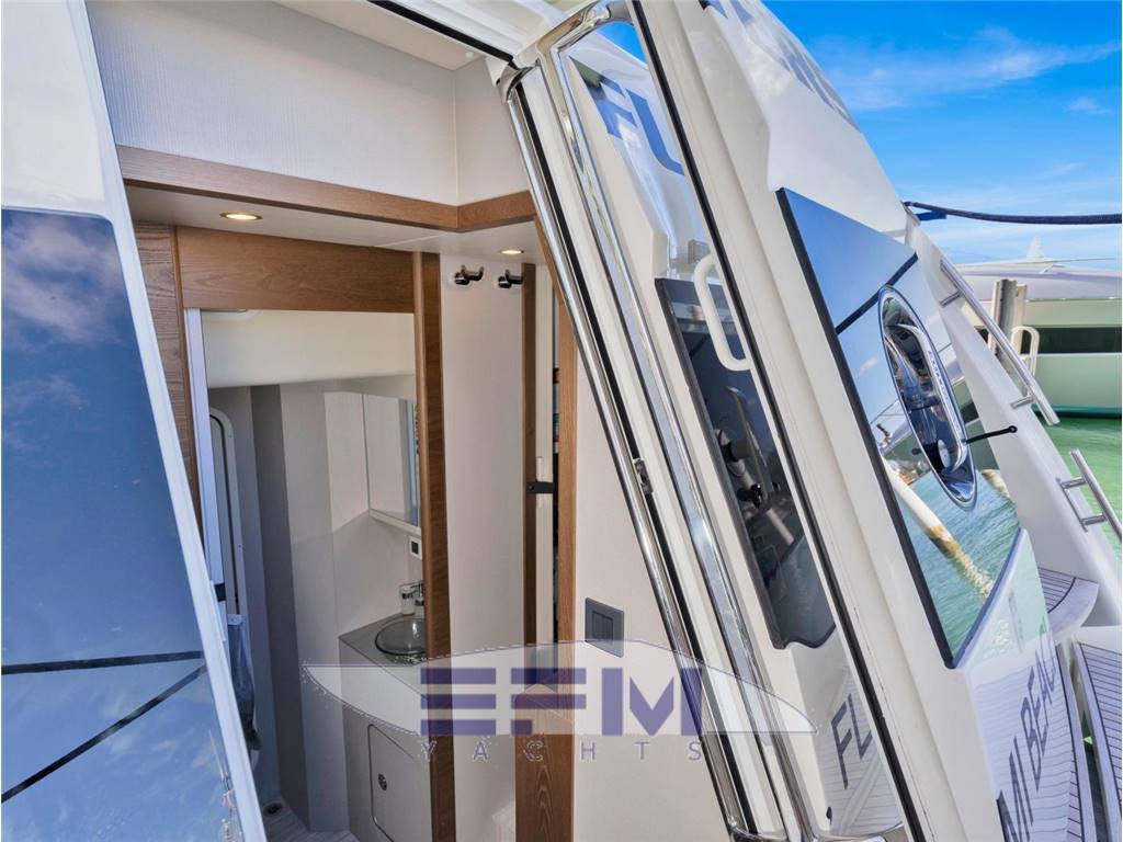 Absolute 68 navetta