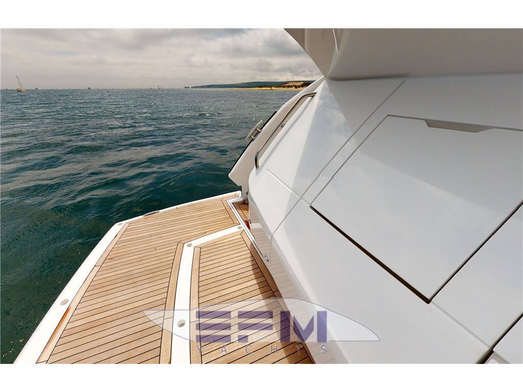 Sunseeker Predator 74