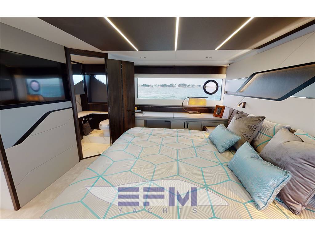 Sunseeker Predator 74