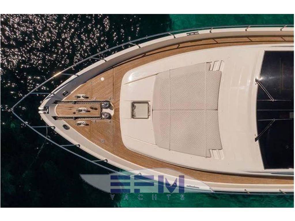 Ferretti 68