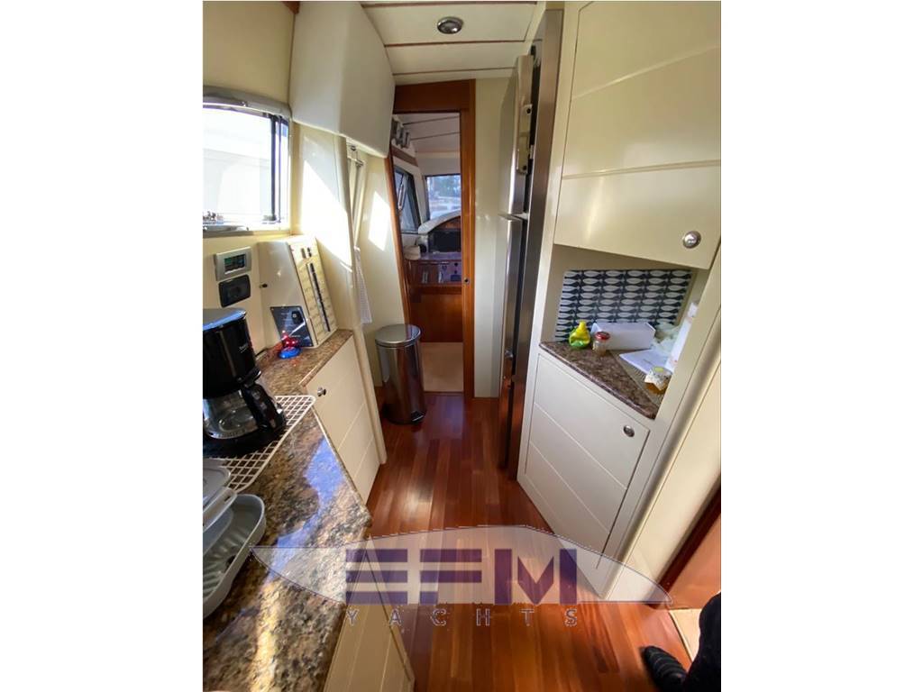 Ferretti 68