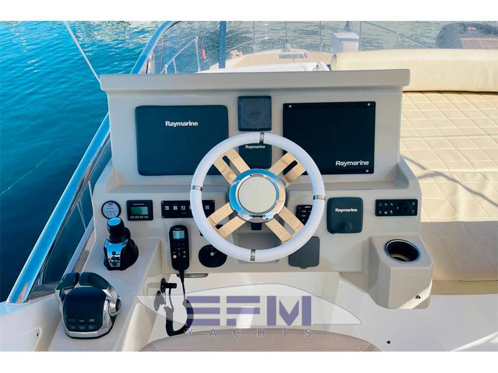 Azimut benetti 50 fly